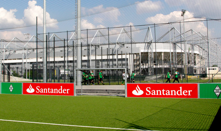 Neue Soccer Arena für junge Fohlen
